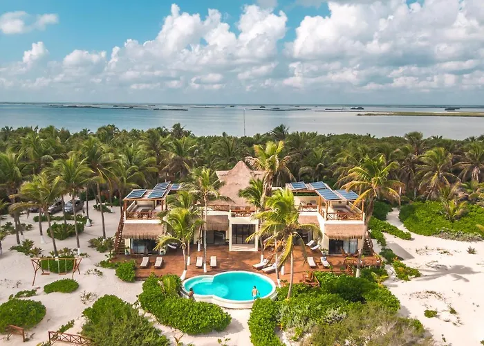 Bungalow rentals Beachfront Playaaekun
