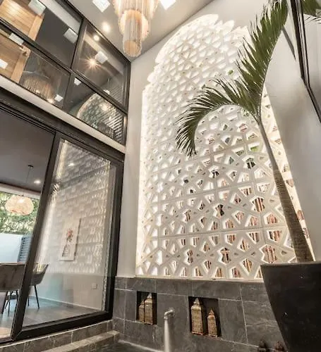Luxury , Beach Club - Jungle View - Sahara Jade