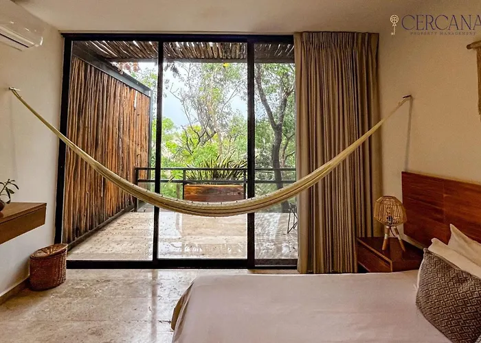 Ping Pong hotel: Amaka Calma Tulum